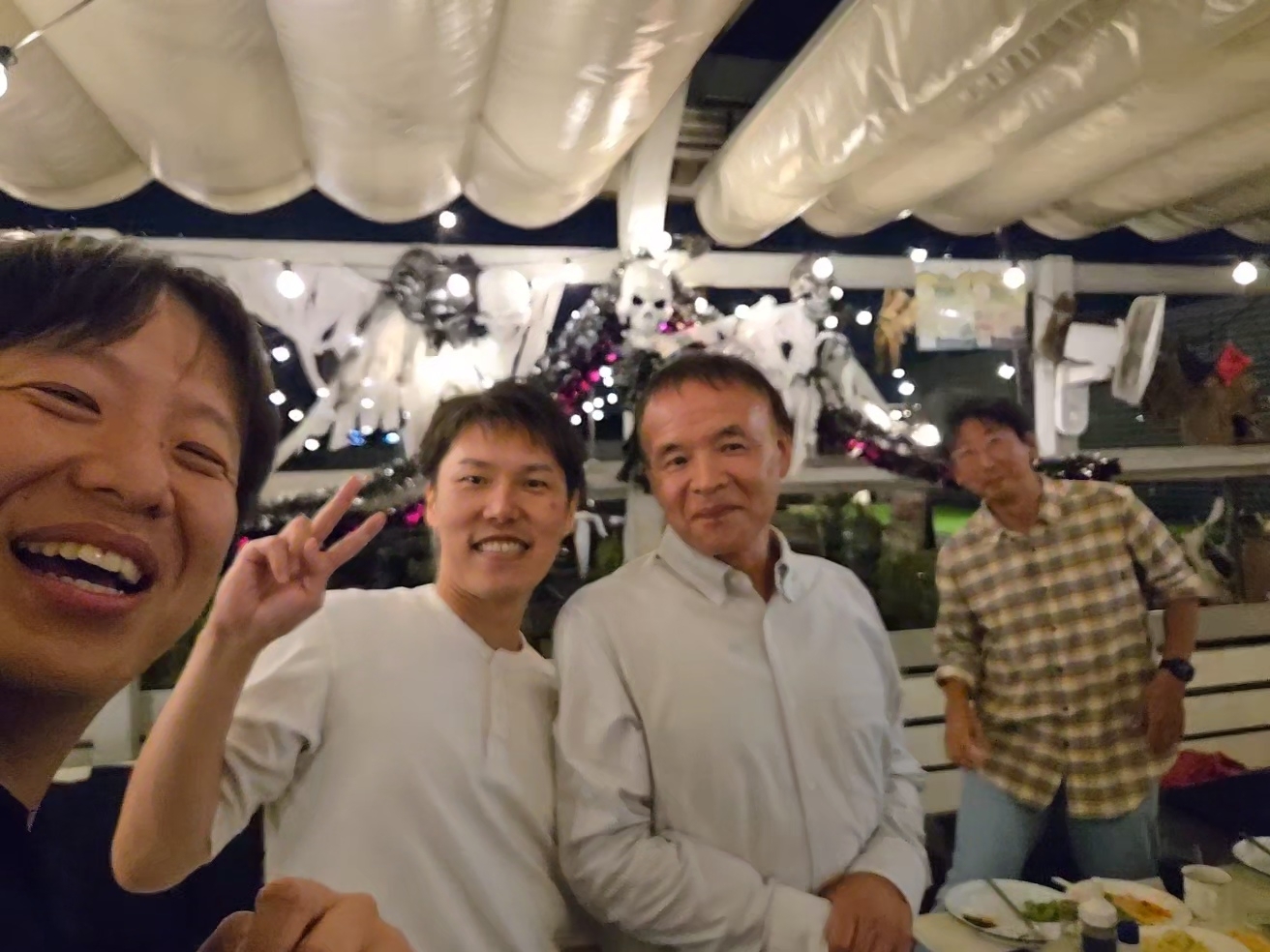 先生4人1