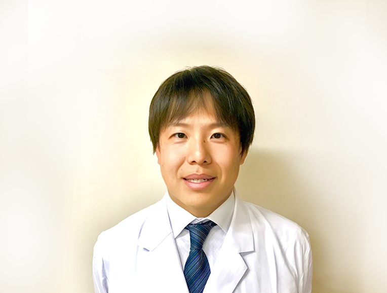 院長 浅井 偉信